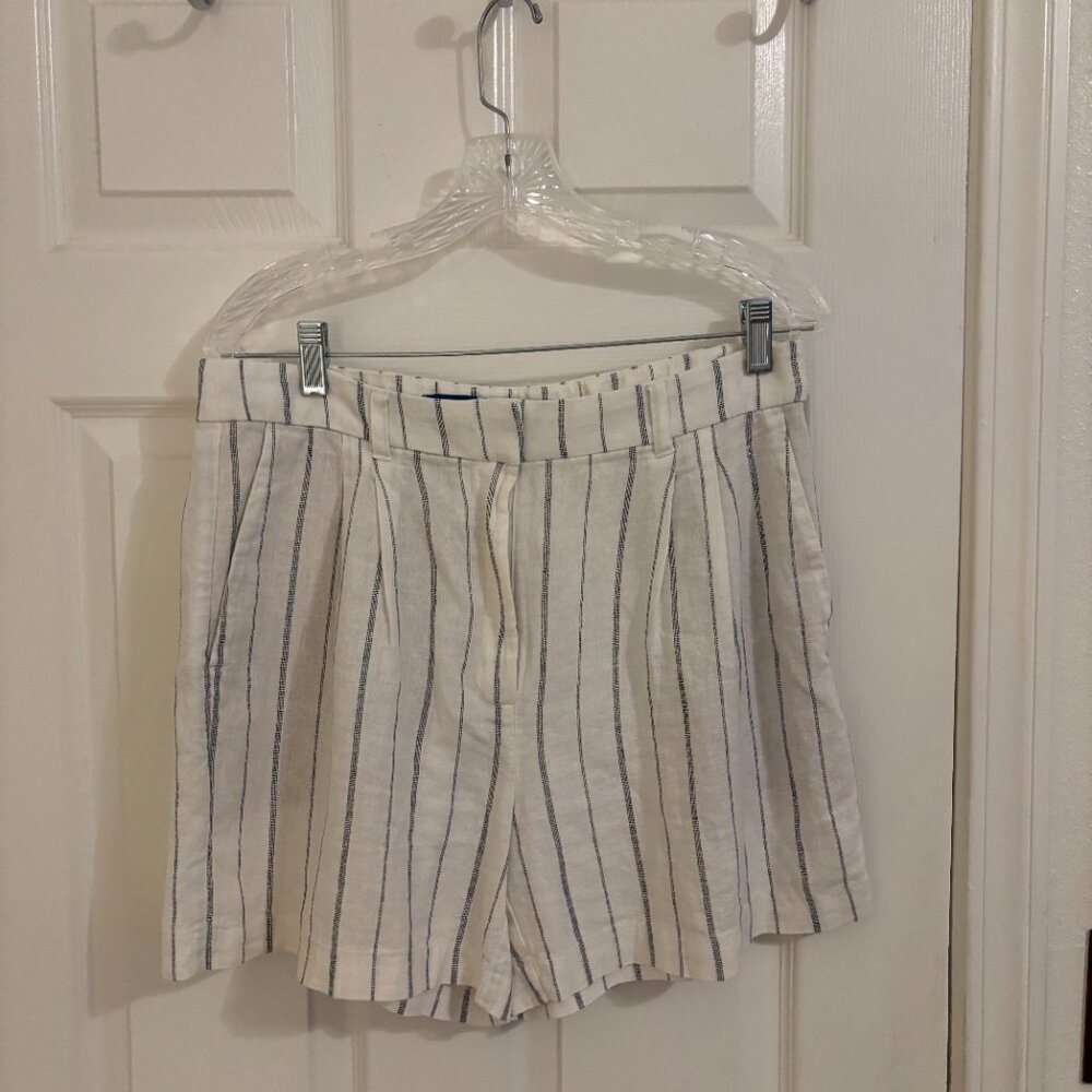 Old Navy Taylor Extra High Rise Adjustable Linen Shorts - M